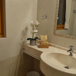 Camera con letto queen size
